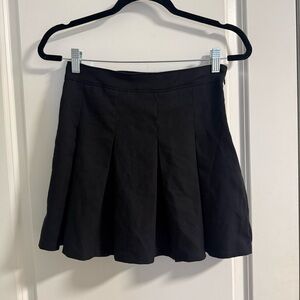 Holister Black Pleated Mini Skirt